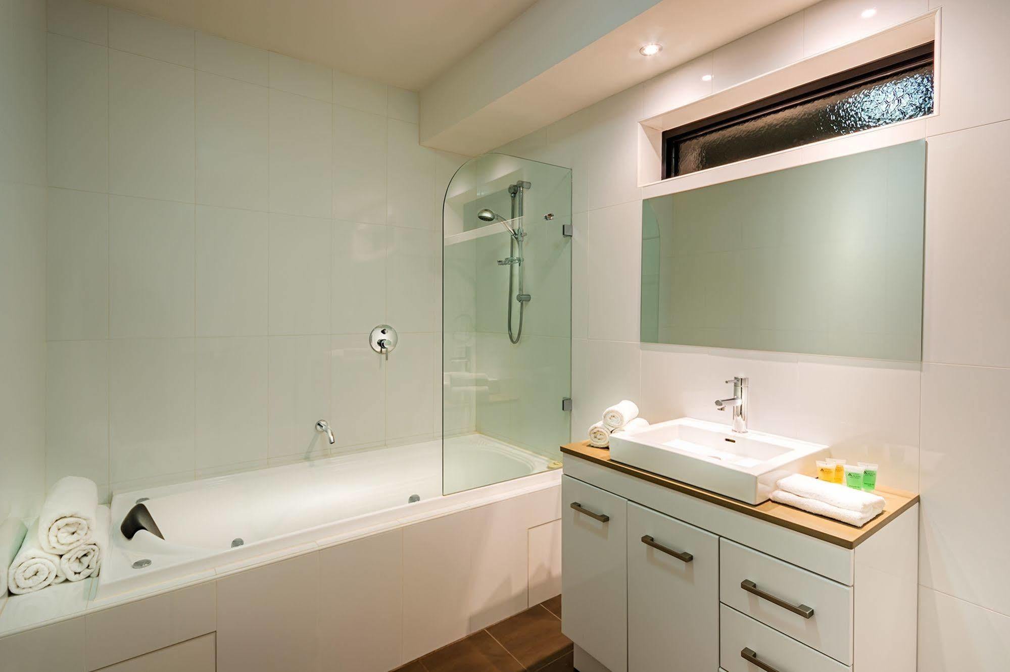 Crest On Barkly Serviced Apartments Melbourne Exteriör bild