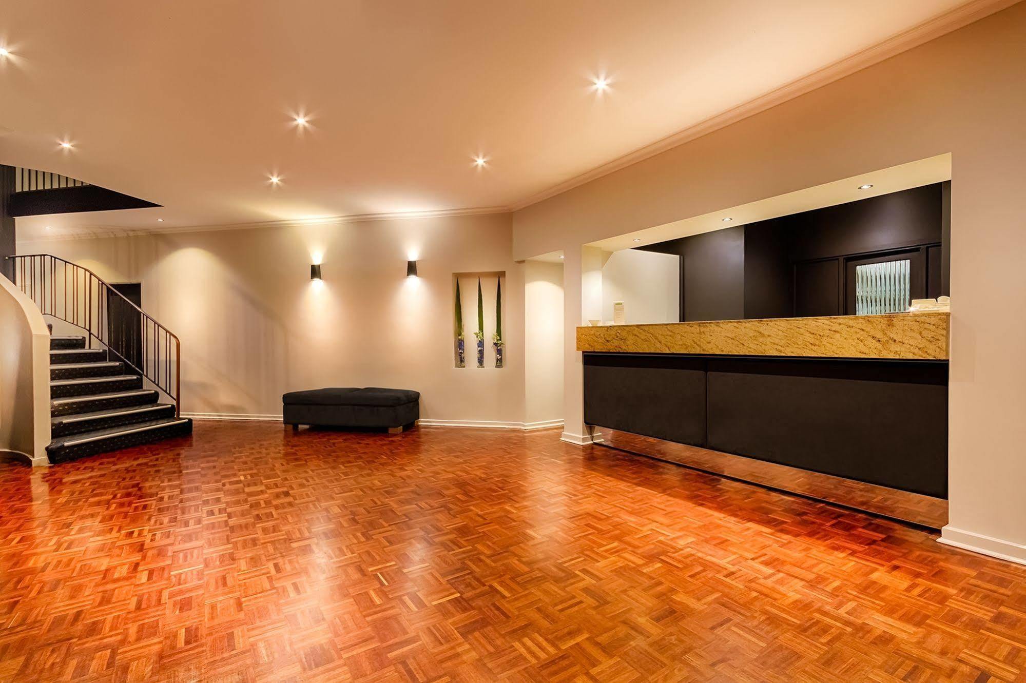 Crest On Barkly Serviced Apartments Melbourne Exteriör bild