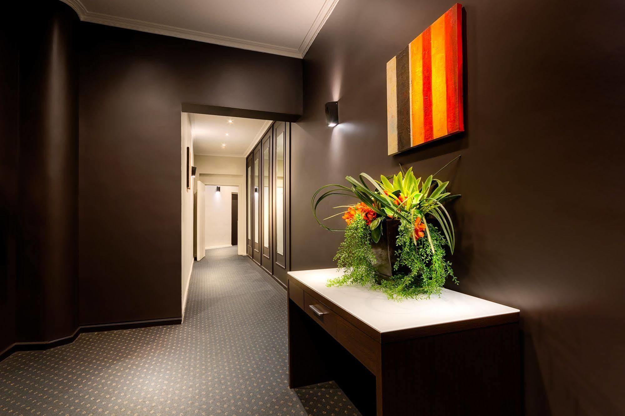 Crest On Barkly Serviced Apartments Melbourne Exteriör bild